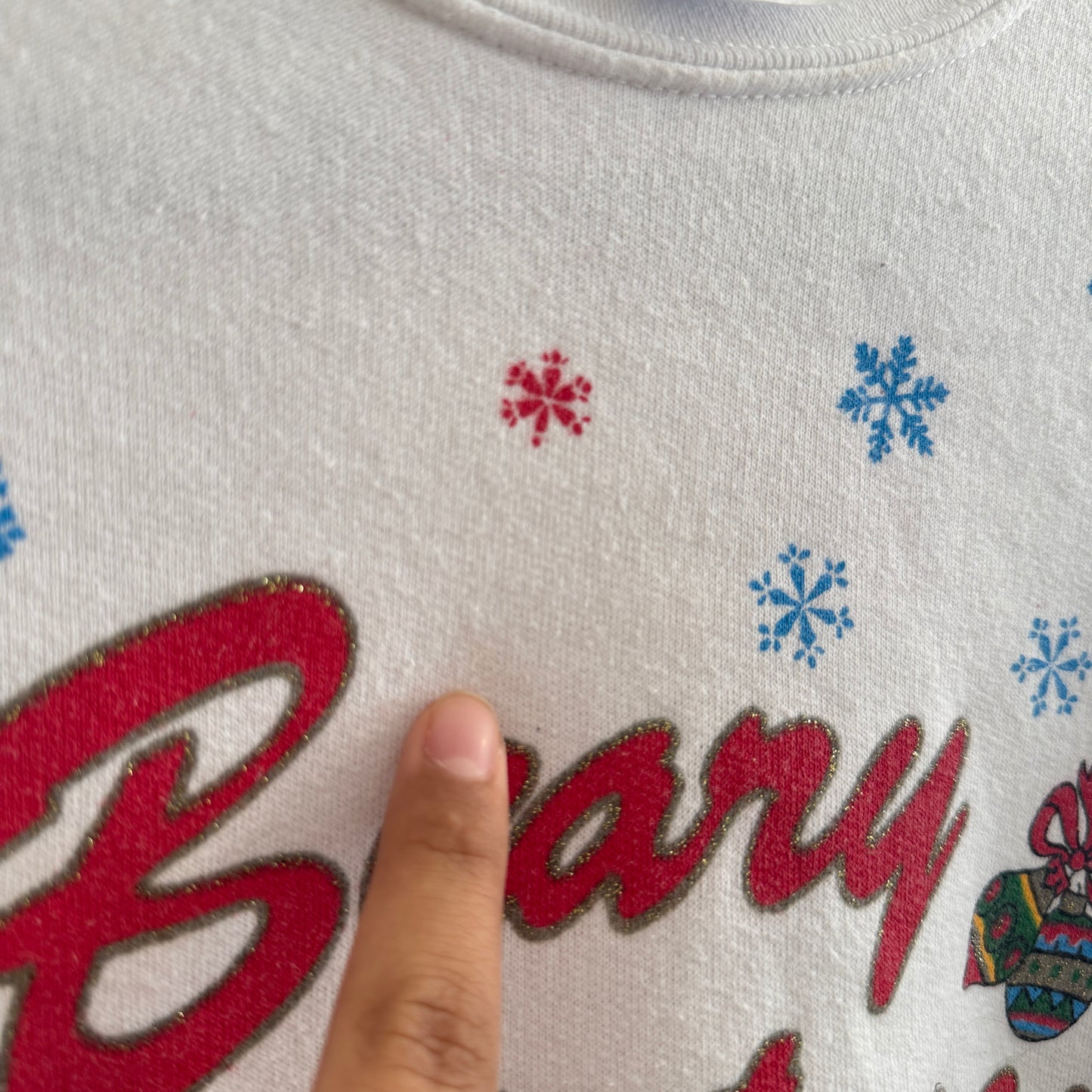 A “Beary Christmas” White Fleece Sweater with Puffy Paint & Gel Details (L)