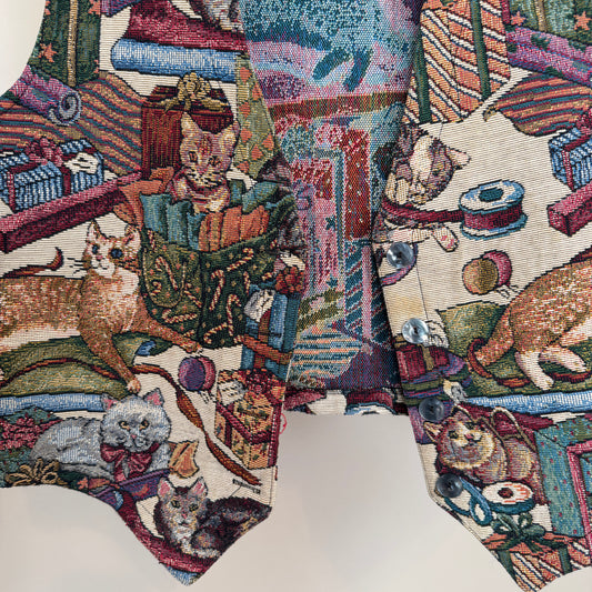 Vintage AOP Kitty Christmas Tapestry Vest (L)