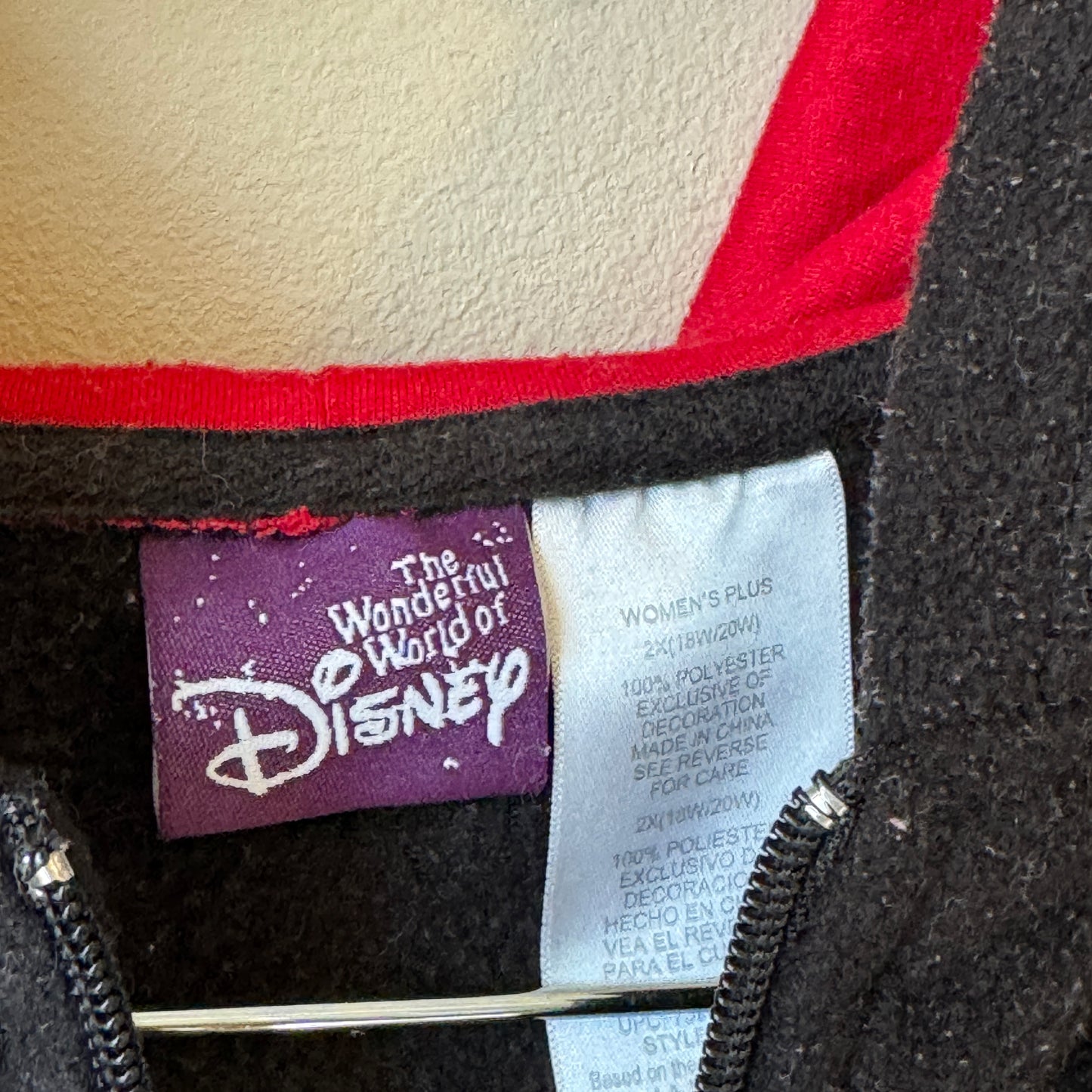 Vintage Disney “Wild Friend” Tigger Sweater (2XL)