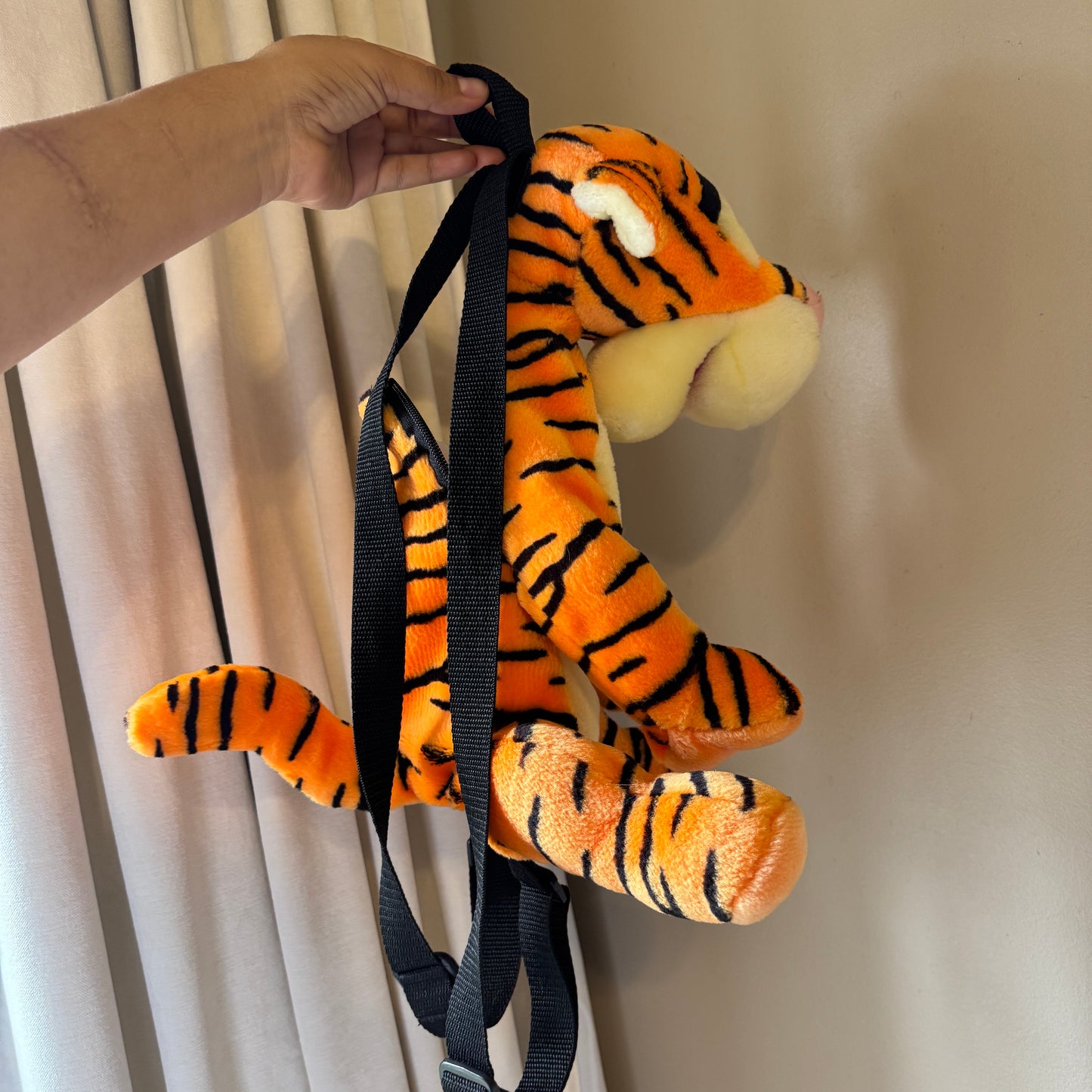 Vintage Disney Winnie The Pooh Tigger Plush Backpack