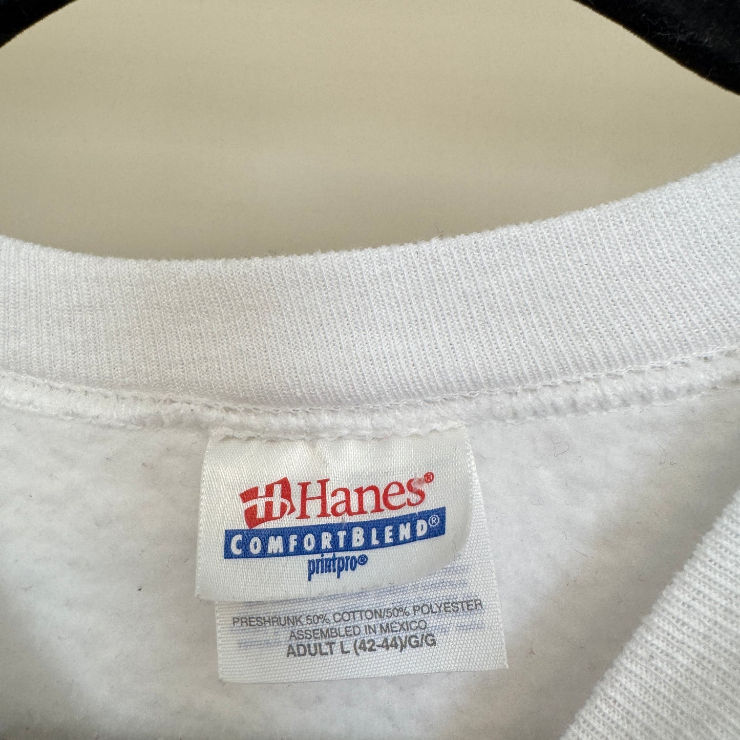 A “Beary Christmas” White Fleece Sweater with Puffy Paint & Gel Details (L)