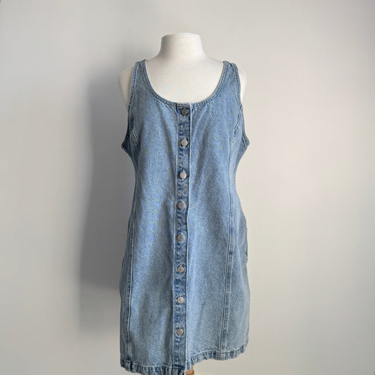 Levi’s light wash denim dress