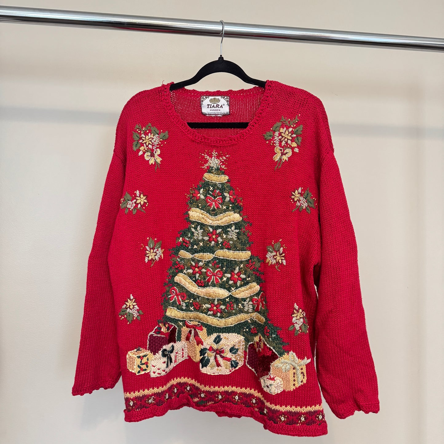 2002 Tiara Christmas Tree & Gifts Red Sweater