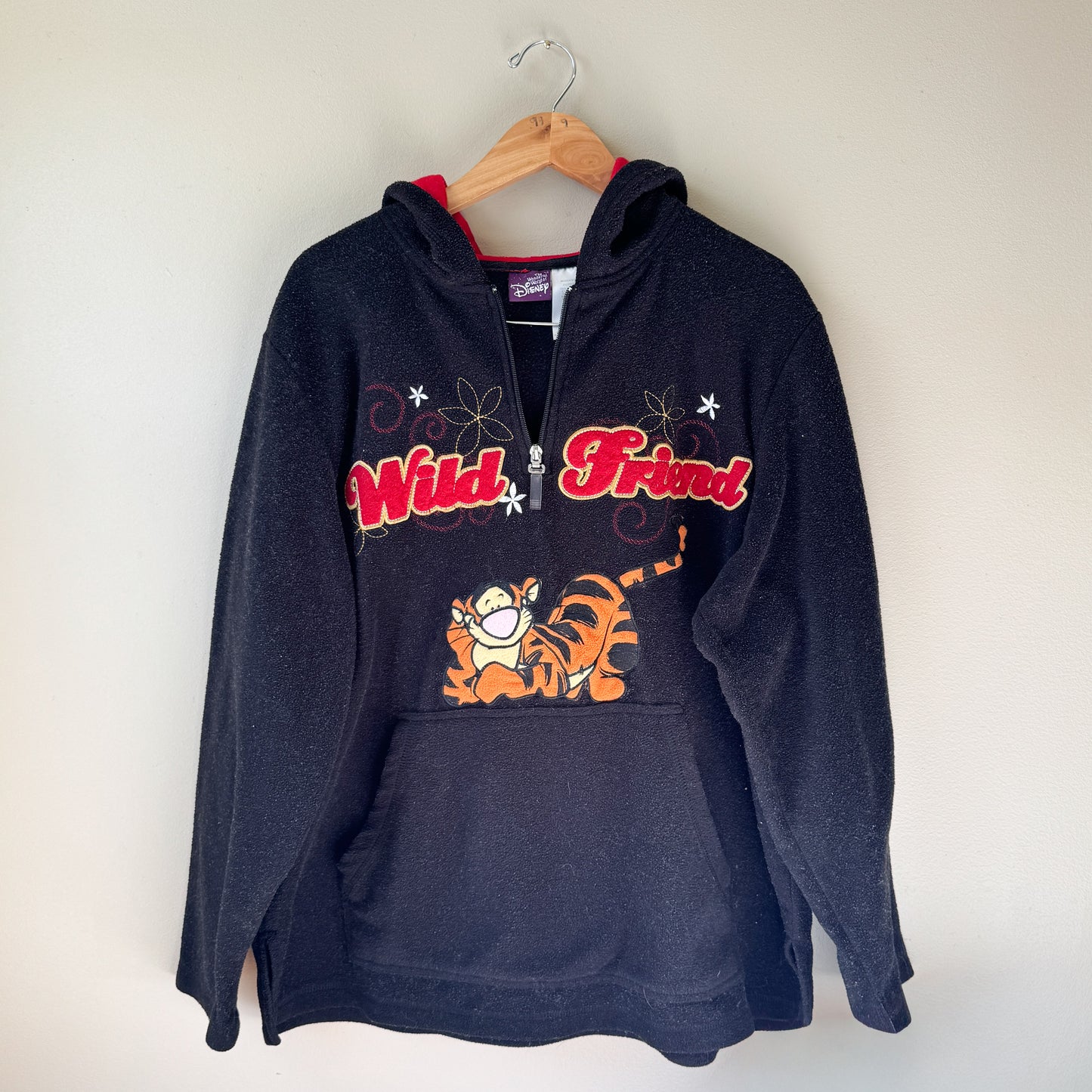 Vintage Disney “Wild Friend” Tigger Sweater (2XL)