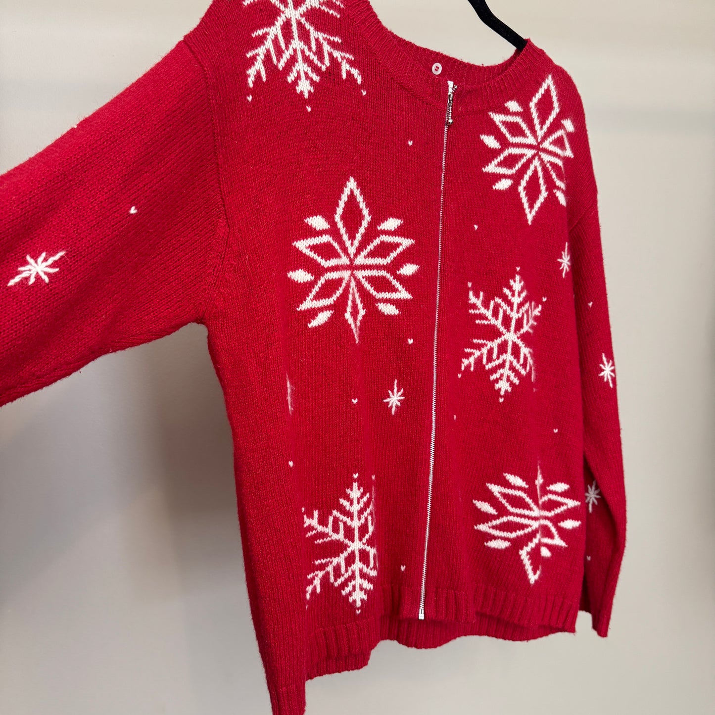 Vintage AOP Snowflakes Red Zip Up Sweater (M)