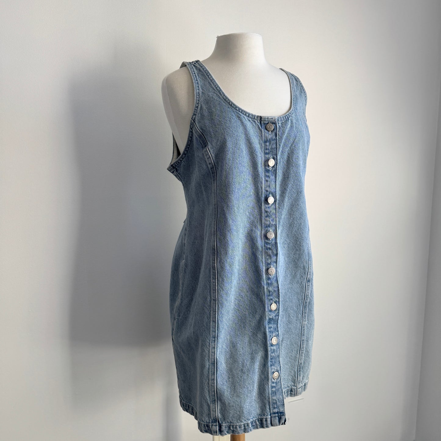 Levi’s light wash denim dress